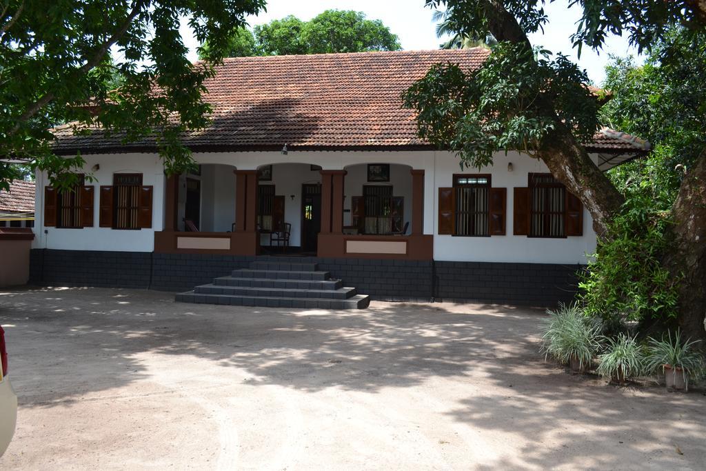 منتجع ثارافاد هيريتدج Alappuzha المظهر الخارجي الصورة